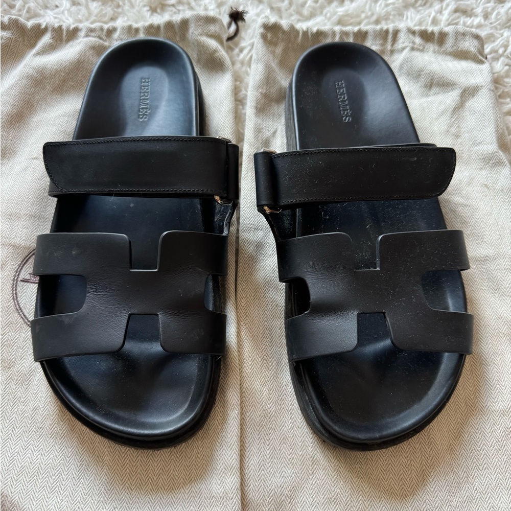 Hermès Black Chypre Sandals size 39
